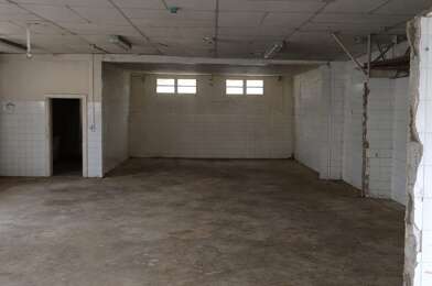 Commerce  96000 €