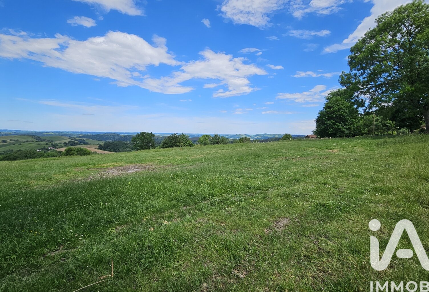 Vente Terrain à bâtir 1 200 m&sup2; — photo 1