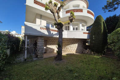 Maison 7 pièces 1097000 €