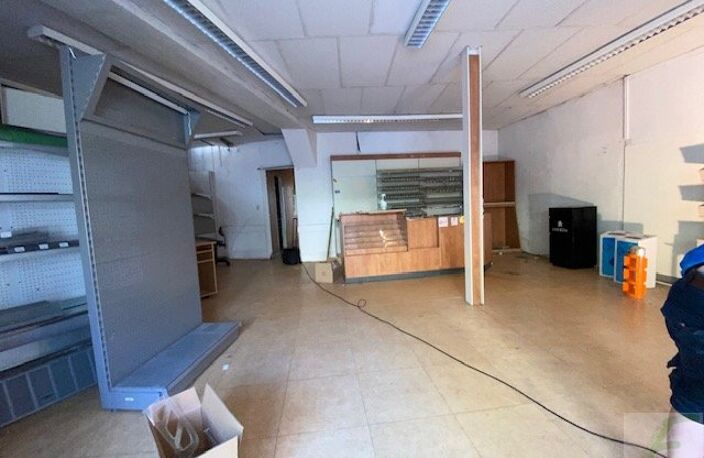 Local commercial — photo 5