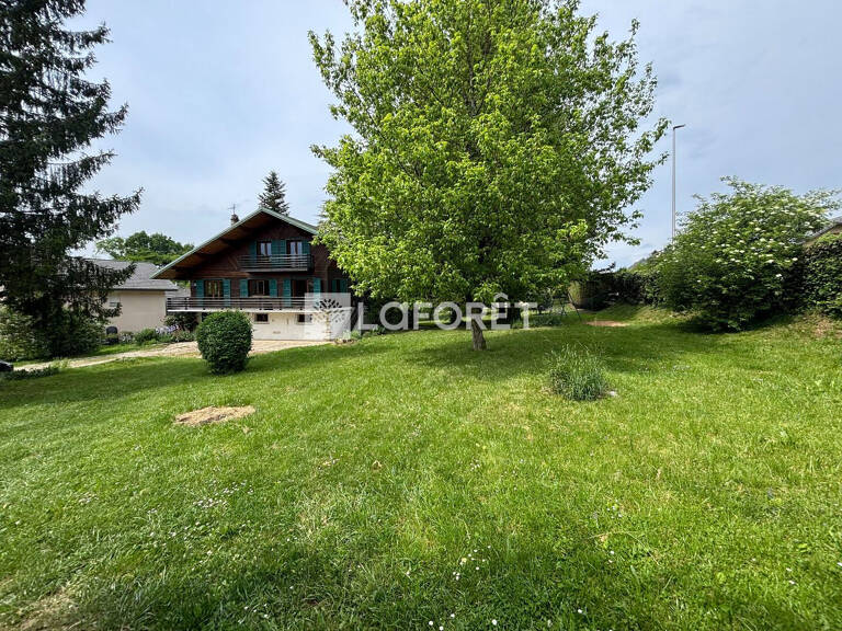 Chalet à vendre à Mouxy - 4 chambres, terrain constructible de 1 187 m² ! — photo 1