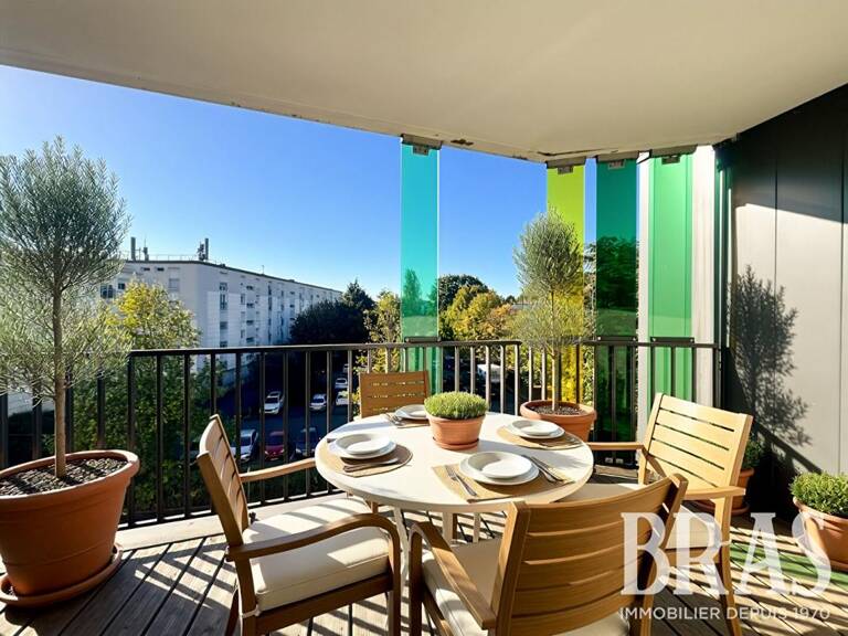 PIN SEC - T3 avec balcon et parking — photo 1