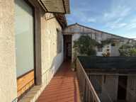 Appartement À Vendre: Nîmes proches Arènes et hypercentre : charmant P2 + dépendance : vendu meublé! VITE! — photo 4