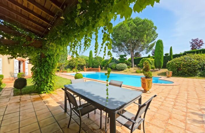 BALMA – Maison d’architecte 270 m² avec piscine, jardin arboré et grand sous-sol — photo 4