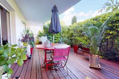 Appartement 3 pièces 240000 €