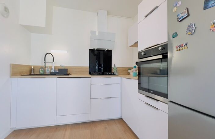 Quimper, quartier Kerfeunteun – Appartement de type 2 situé au dernier étage, d’une surface habitable de 46 m² – Terrasse – Parking en sous-sol — photo 4
