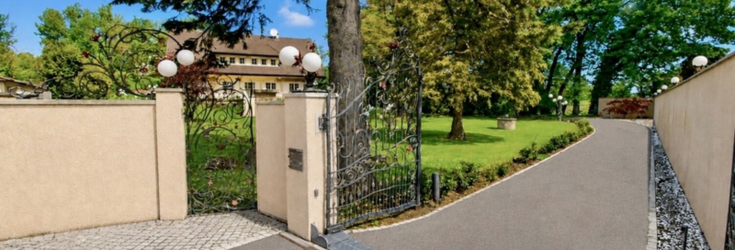 Maison 11 Pièces 451 m² à vendre à Lully (74890)