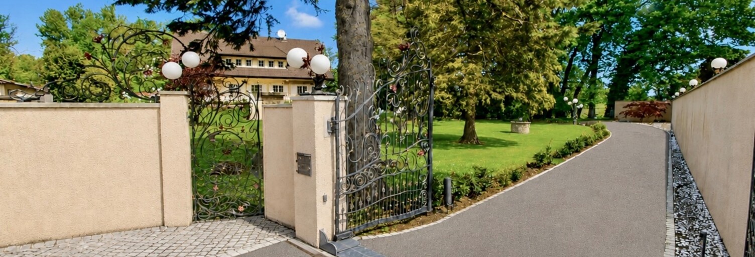 Maison 11 Pièces 451 m² à vendre à Lully (74890)