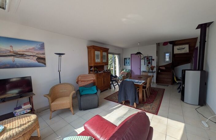 GÂVRES ACCES DIRECT A LA PLAGE JOLIE MAISON DE 105m² ENVIRON 5 PIÈCES PARCELLE CLÔTURÉE EN BOUT D' IMPASSE DE 454m² — photo 5