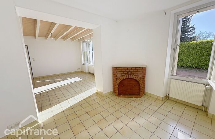 Volume et Potentiel : A vendre … Un grand atelier Indépendant et une maison 4 pièces - THOUARS (79) — photo 2