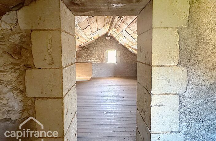 Volume et Potentiel : A vendre … Un grand atelier Indépendant et une maison 4 pièces - THOUARS (79) — photo 5