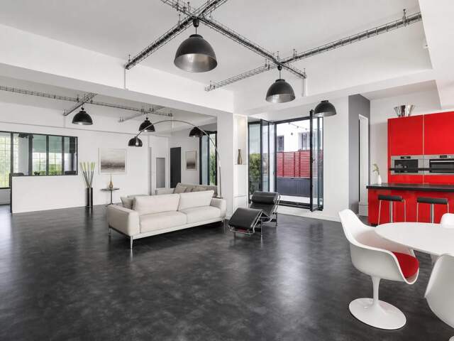 Loft lumineux 105 m², terrasse à Paris 12 — photo du bien