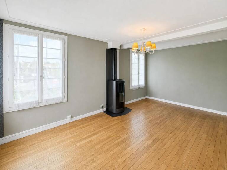 Maison familiale libre d'occupation de 8 pièces à Saint-Benoît — photo 1