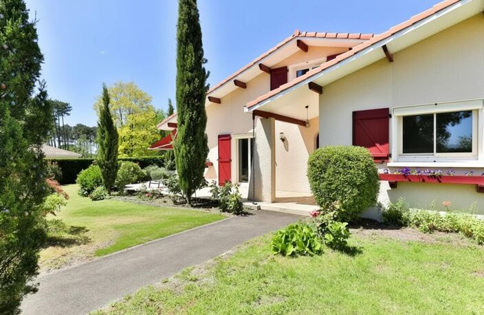 Maison Basco-Landaise rénovée à Sanguinet de 157 m² — photo 5