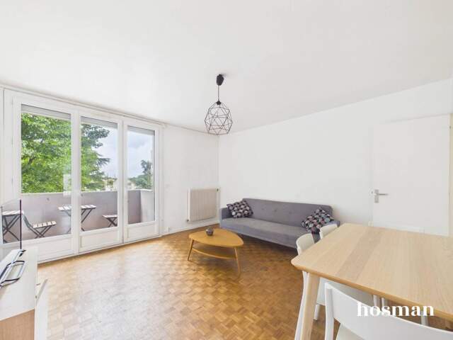 Appartement 5 pièces de 83 m² avec double balcon et parking - Avenue Léon Blum, Pessac — photo du bien