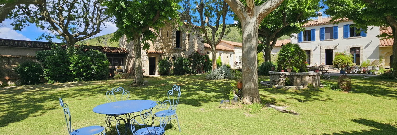 Maison 15 Pièces 345 m² à vendre à Solliès-Pont (83210)