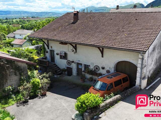 Ferme Gessienne et terrain constructible - Farges 01550 — photo du bien