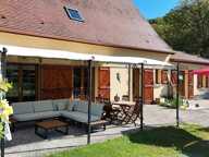 Ensemble contemporain avec maison principale, gîte indépendant, piscine chauffée et vaste terrain — photo 3