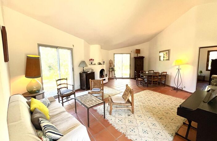 Magnifique propriété sur Aups - 293m² — photo 2