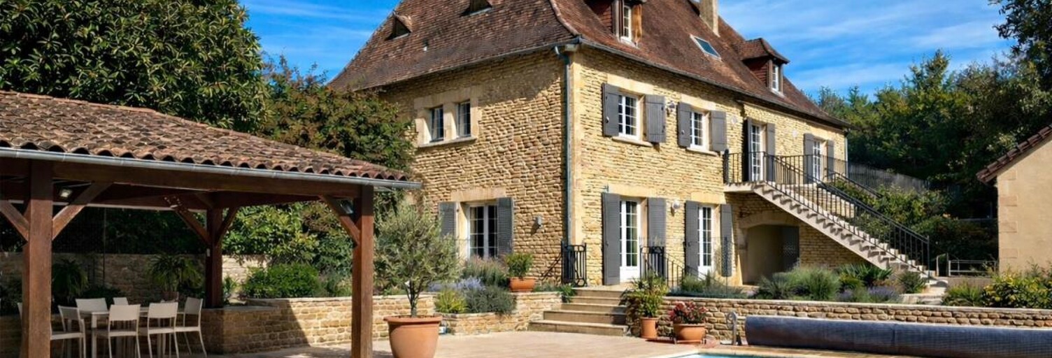 Maison 11 Pièces 286 m² à vendre à Église-Neuve-de-Vergt (24380)