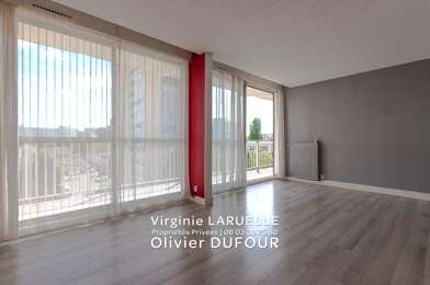 Appartement 5 pièces 177000 €