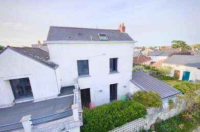 Maison 6 pièces 745920 €