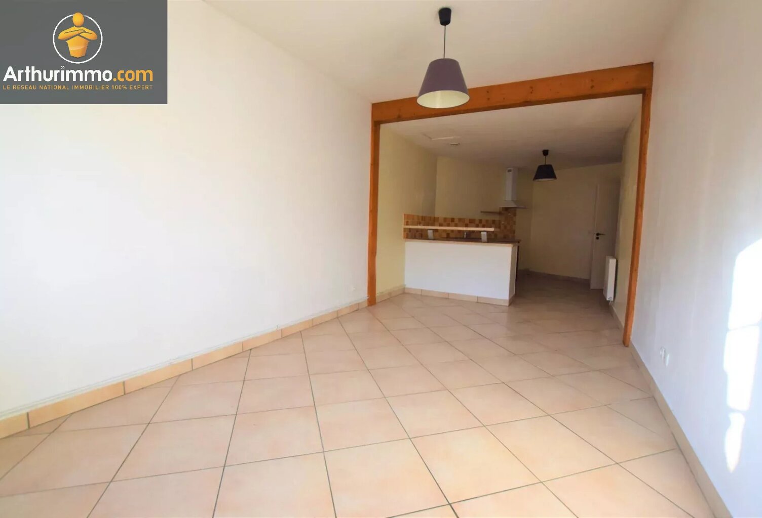 Maison de village  centre ville d'Estrées Saint-Denis — photo 1