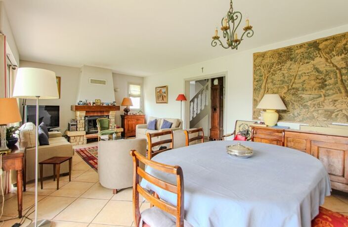 ARBONNE – CHARMANT VILLAGE BELLE VILLA -VUE DEGAGEE GARAGE - PISCINE — photo 5