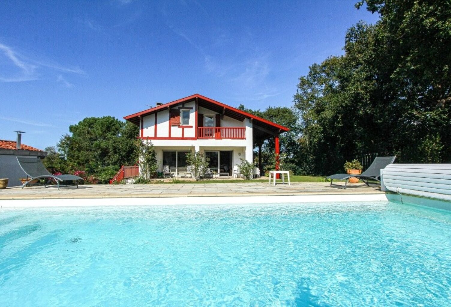 ARBONNE – CHARMANT VILLAGE BELLE VILLA -VUE DEGAGEE GARAGE - PISCINE — photo 1