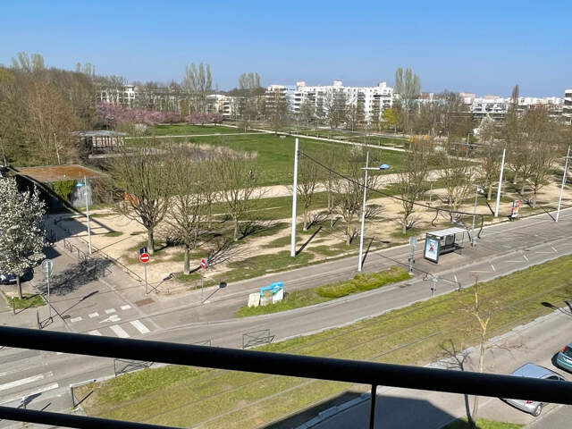STRASBOURG - 3 pièces - vue dégagée! — photo du bien