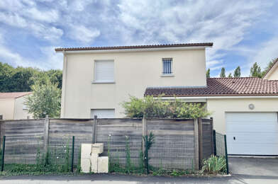 Maison 5 pièces 900 €