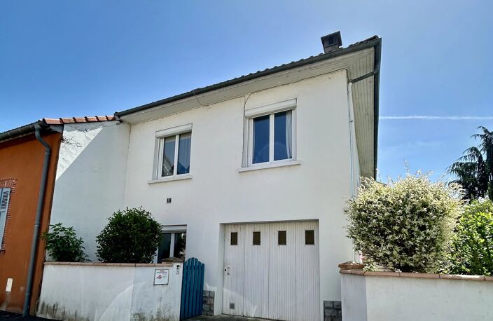 EXCLUSIVITÉ - MAISON DE VILLE DE 180 M² AVEC DOUBLE ENTRÉE, FORT POTENTIEL, QUARTIER RECHERCHÉ À TARBES — photo 2