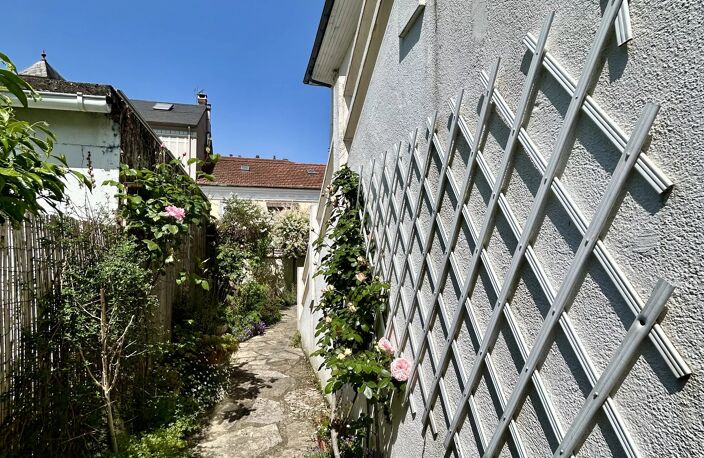EXCLUSIVITÉ - MAISON DE VILLE DE 180 M² AVEC DOUBLE ENTRÉE, FORT POTENTIEL, QUARTIER RECHERCHÉ À TARBES — photo 3