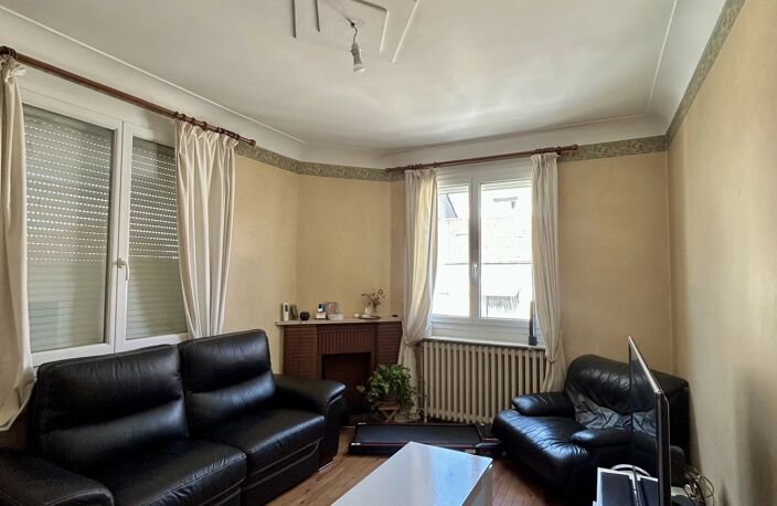 EXCLUSIVITÉ - MAISON DE VILLE DE 180 M² AVEC DOUBLE ENTRÉE, FORT POTENTIEL, QUARTIER RECHERCHÉ À TARBES — photo 4