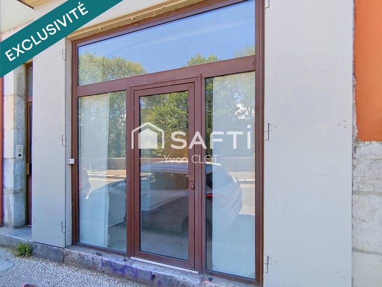 Local commercial 29m² - Quai Xavier jouvin — photo 1