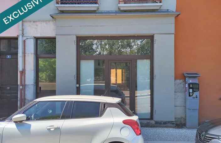 Local commercial 29m² - Quai Xavier jouvin — photo 2