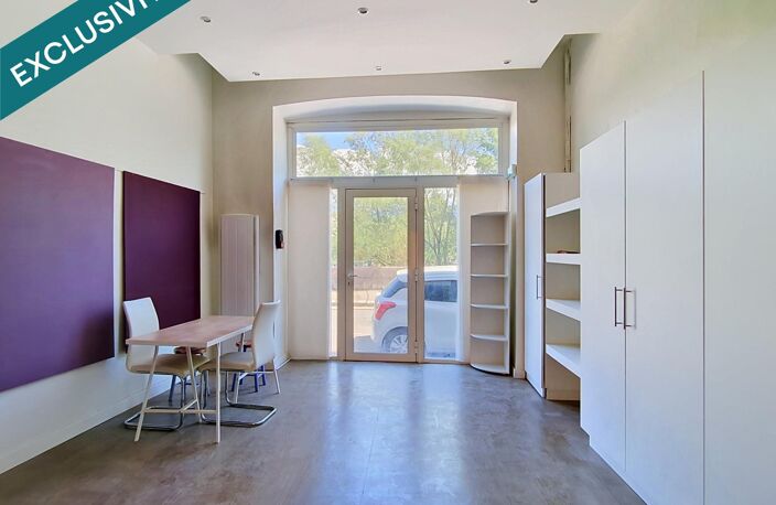 Local commercial 29m² - Quai Xavier jouvin — photo 4