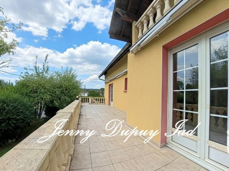 Vente Maison/villa 7 pièces — photo 1