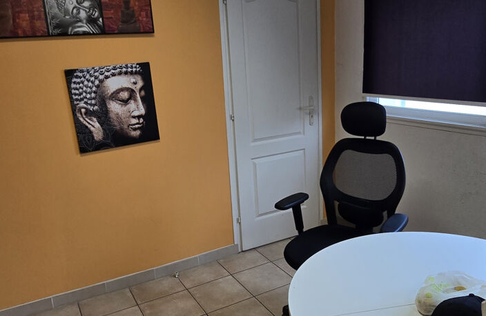 à louer local professionnel de 70 m2 situé au Tannes Basses — photo 5