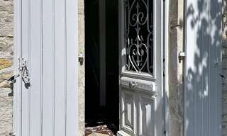 Maison 9 Pièces 250 m² à vendre à La Grève-sur-Mignon (17170)