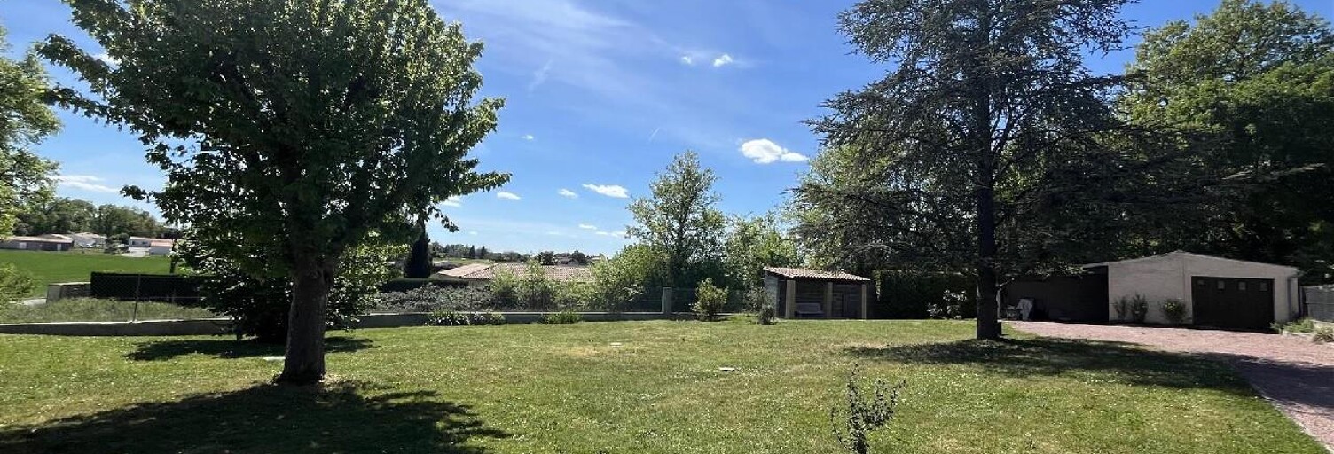 Maison 4 Pièces 100 m² à vendre à Bourg-Charente (16200)
