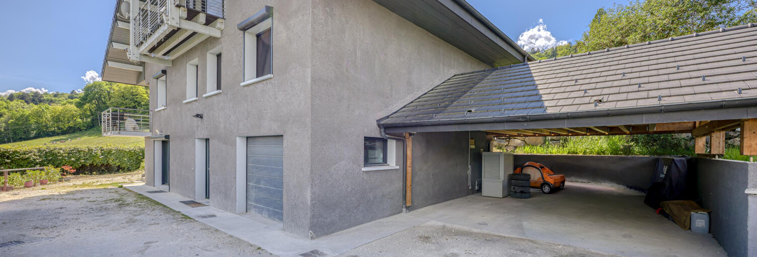 Maison 7 Pièces 226 m² à vendre à Entrelacs (73410)