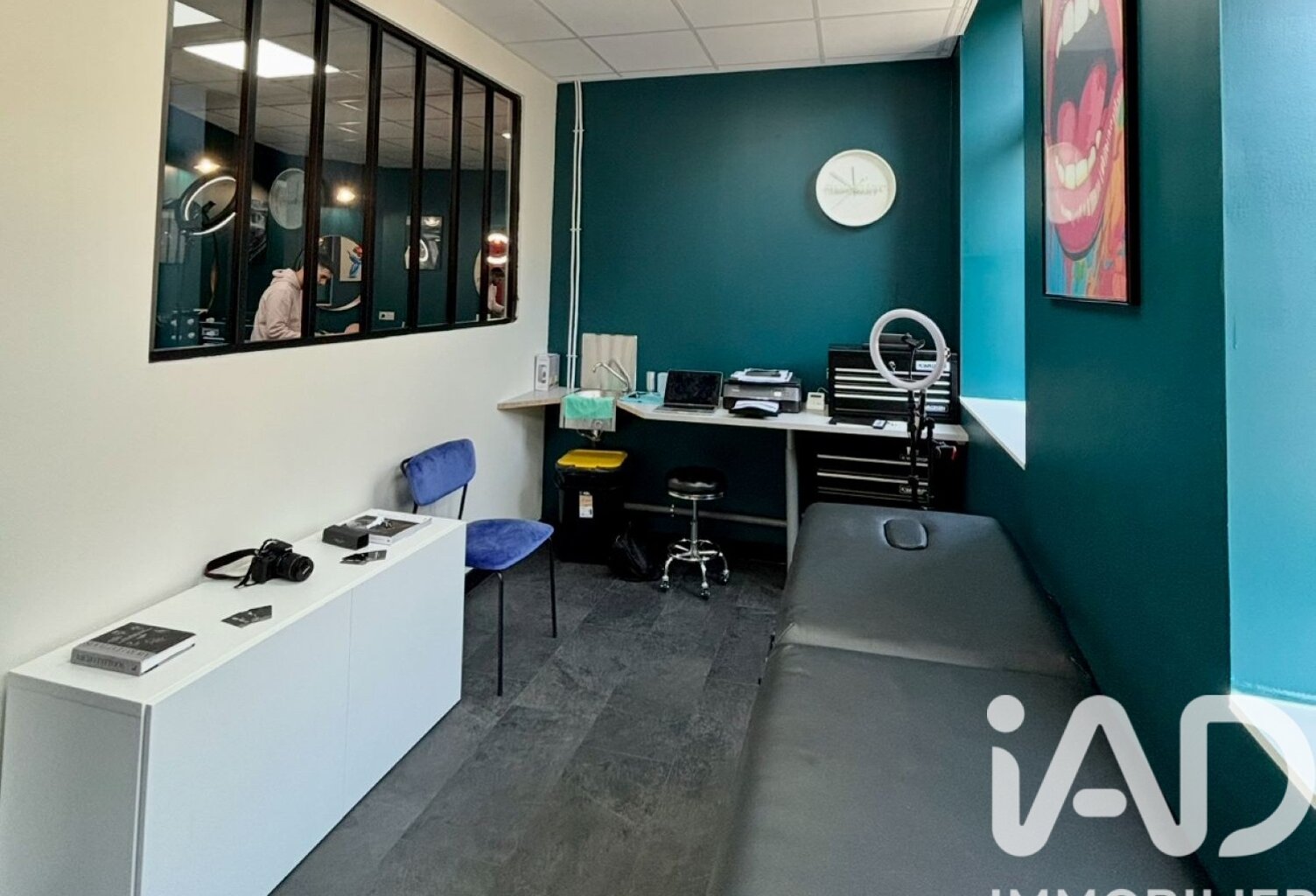 Vente Local commercial 160 m&sup2; — photo 1