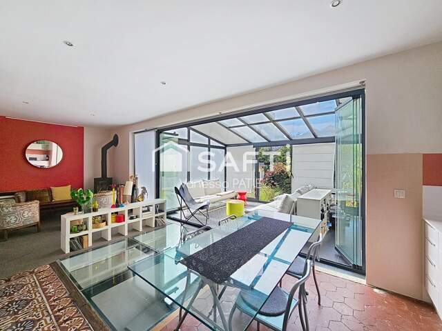 Maison de famille ou appartements — photo du bien