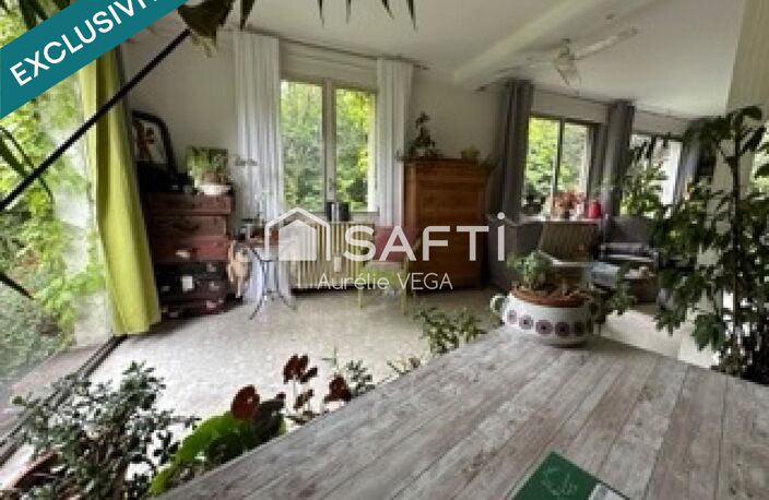 Maison familiale avec studio indépendant et bâtiment de 215 m² — photo 2