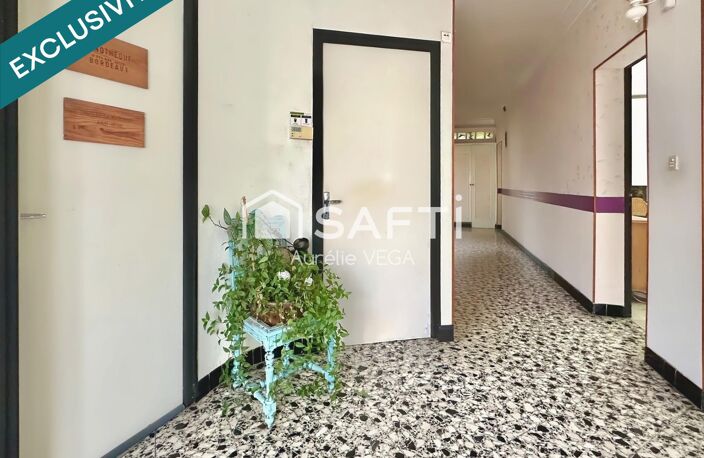 Maison familiale avec studio indépendant et bâtiment de 215 m² — photo 5