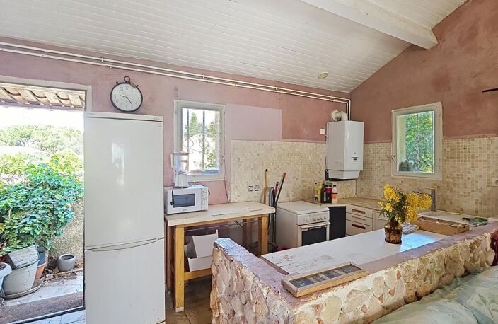 Petit immeuble à fort potentiel avec terrain constructible — photo 3