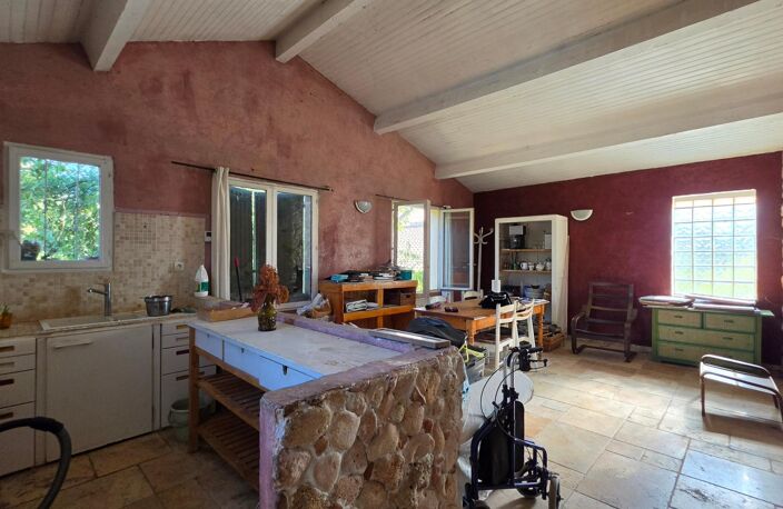 Petit immeuble à fort potentiel avec terrain constructible — photo 4