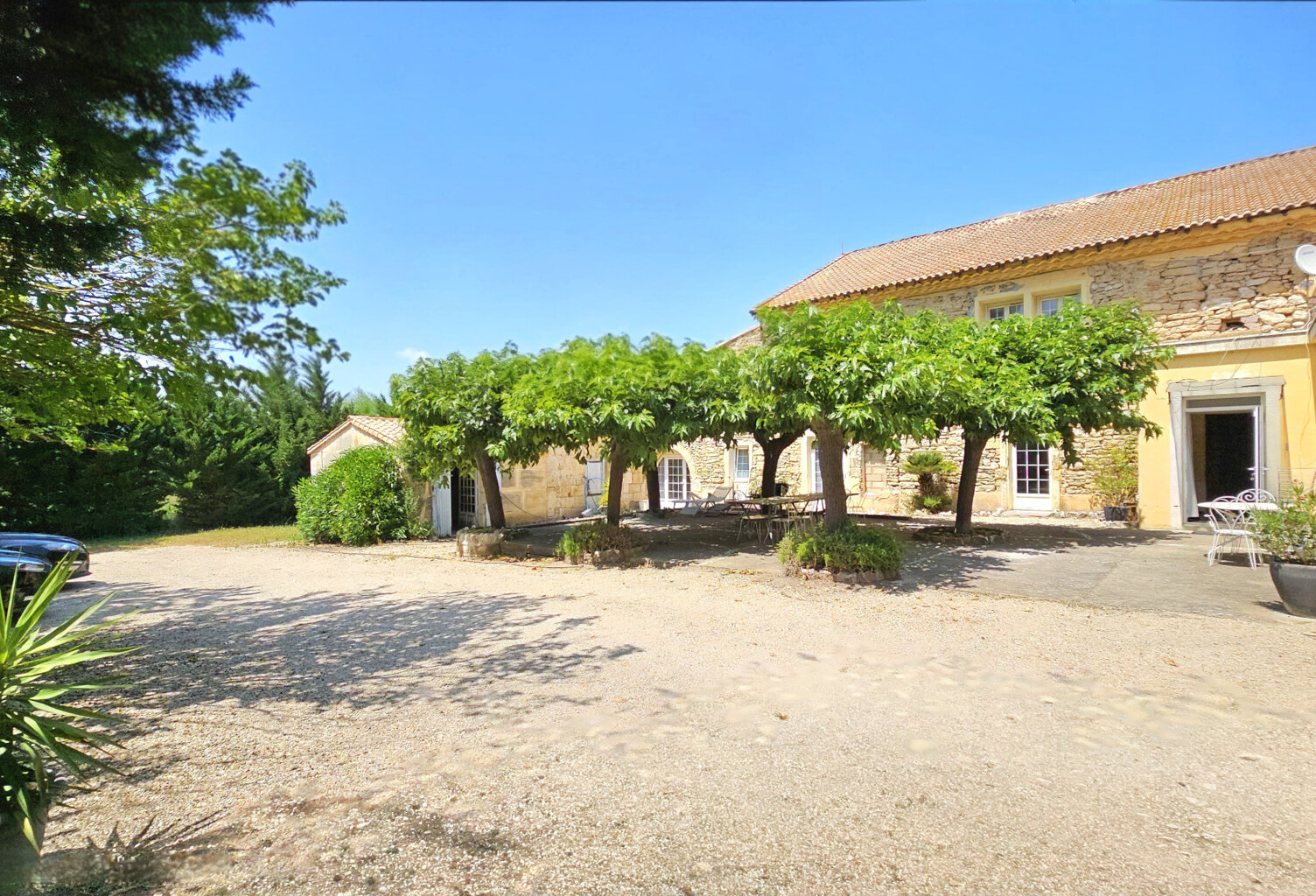 Ensemble immobilier potentiel locatif et regroupement familial — photo 1