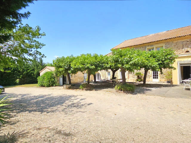 Ensemble immobilier potentiel locatif et regroupement familial — photo du bien